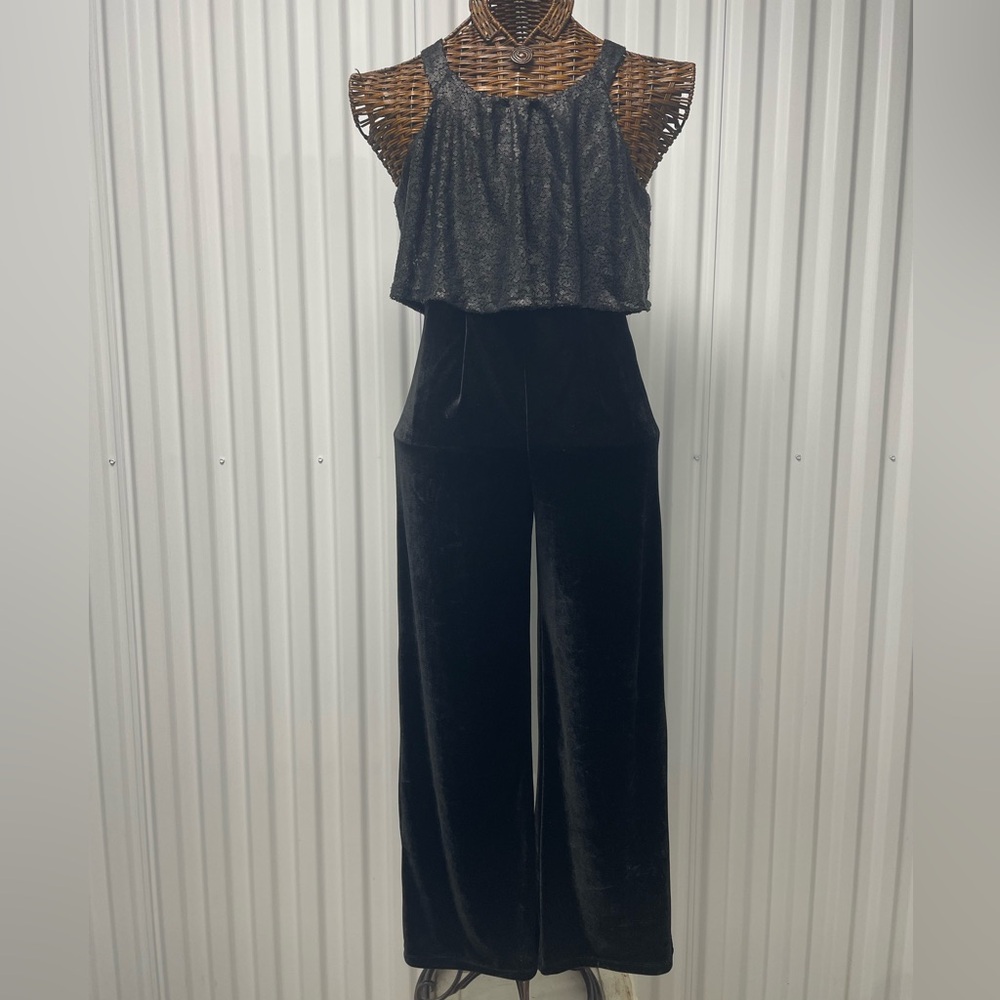 Super cute Amy Byers Black Velvet Sequined pants dress suit jumper Girls size 14